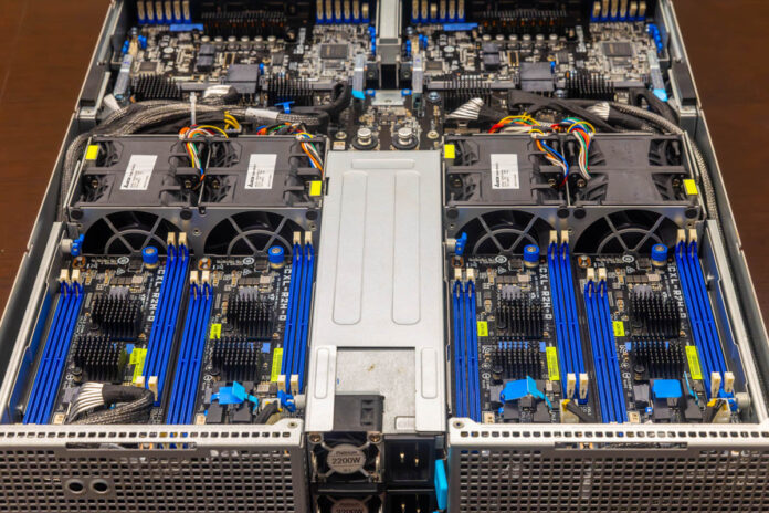 ASUS AMD EPYC CXL